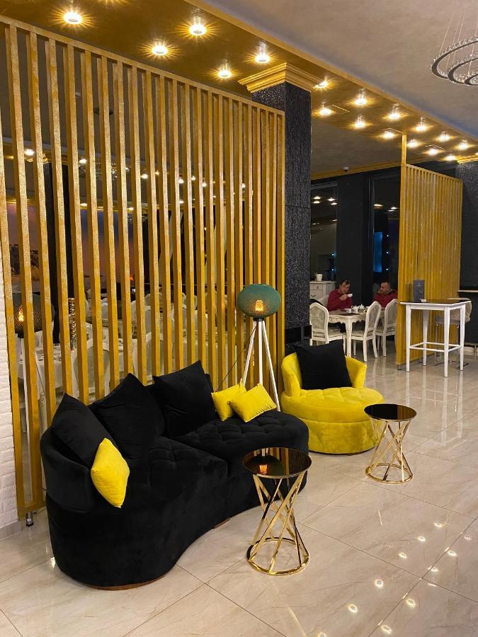 Hotel Palace فليكا كلادوشا المظهر الخارجي الصورة