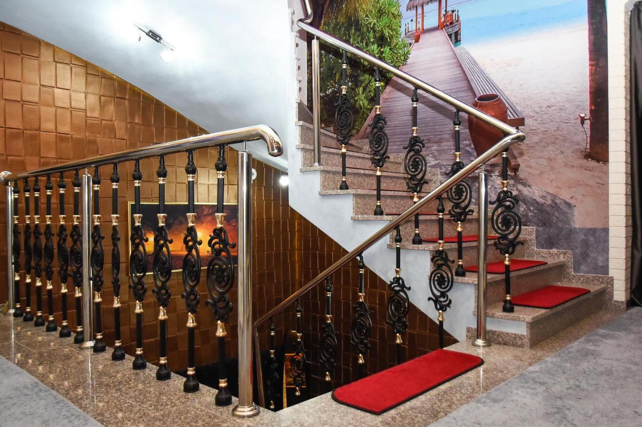 Hotel Palace فليكا كلادوشا المظهر الخارجي الصورة